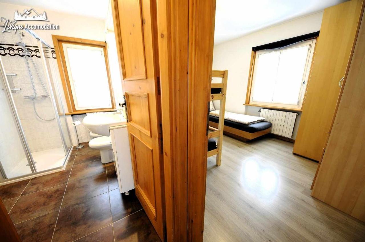 Chalet Rododendro Forest By Livigno Accomodation Luaran gambar
