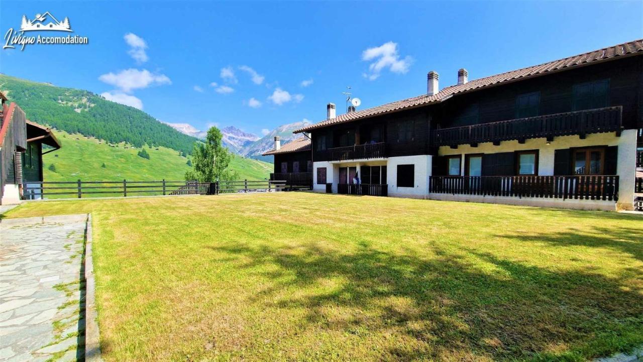 Chalet Rododendro Forest By Livigno Accomodation Luaran gambar