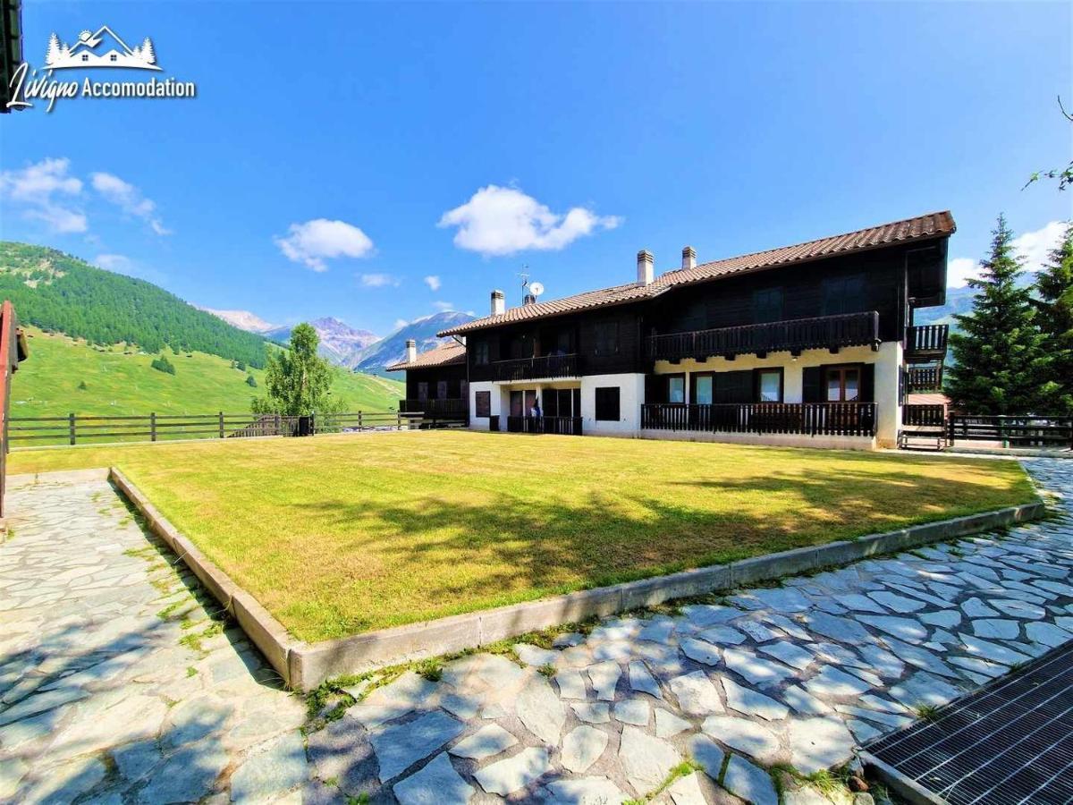 Chalet Rododendro Forest By Livigno Accomodation Luaran gambar