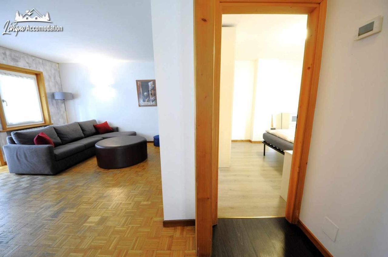 Chalet Rododendro Forest By Livigno Accomodation Luaran gambar